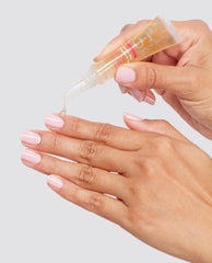 Good as Gold Cuticle Serum 7 mL Hand and Bottle