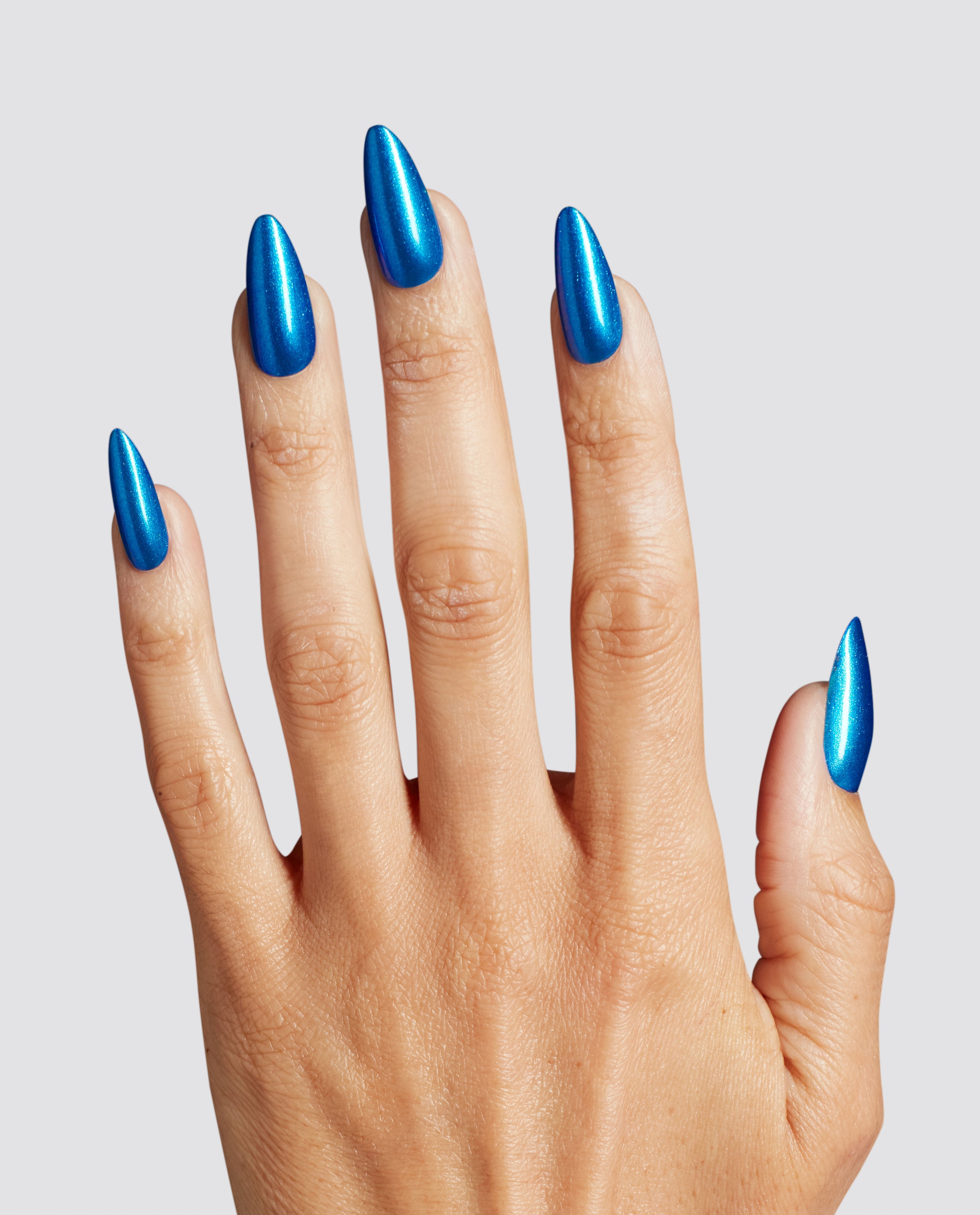 Do You Sea What I Sea? Blue Dipping Powder Mani