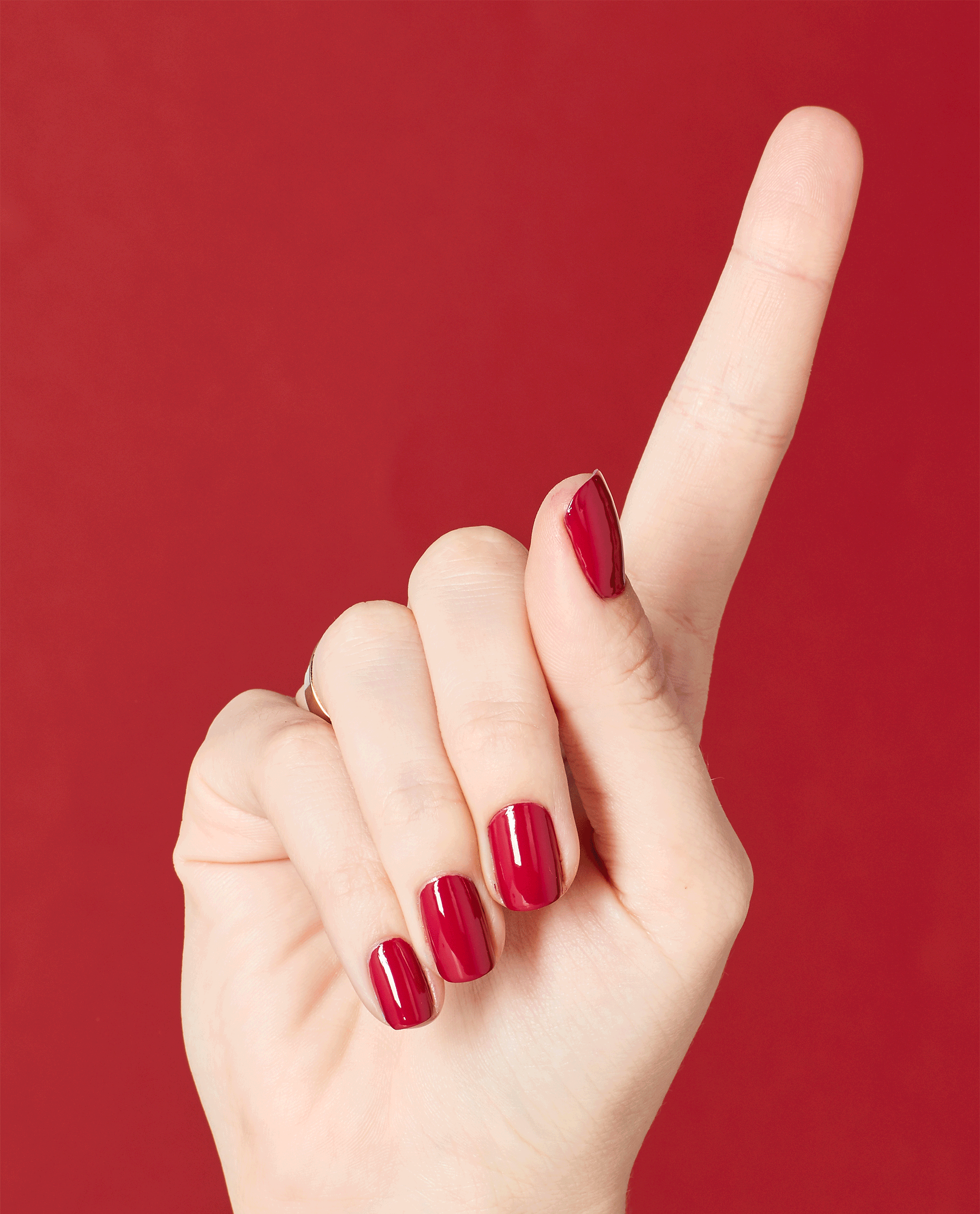 OPI Miami Beet Purple Dipping Powder GIF