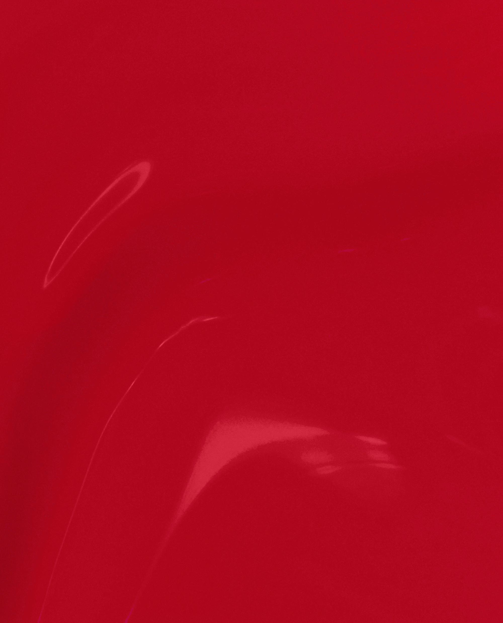 OPI RapiDry Secs Appeal shows a glossy vivid red nail polish swatch with smooth reflective highlights, a bold choice among fall nail colors.