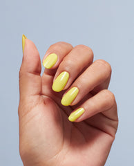 Stay Out All Bright - Vivid Yellow Dip Powders Mani